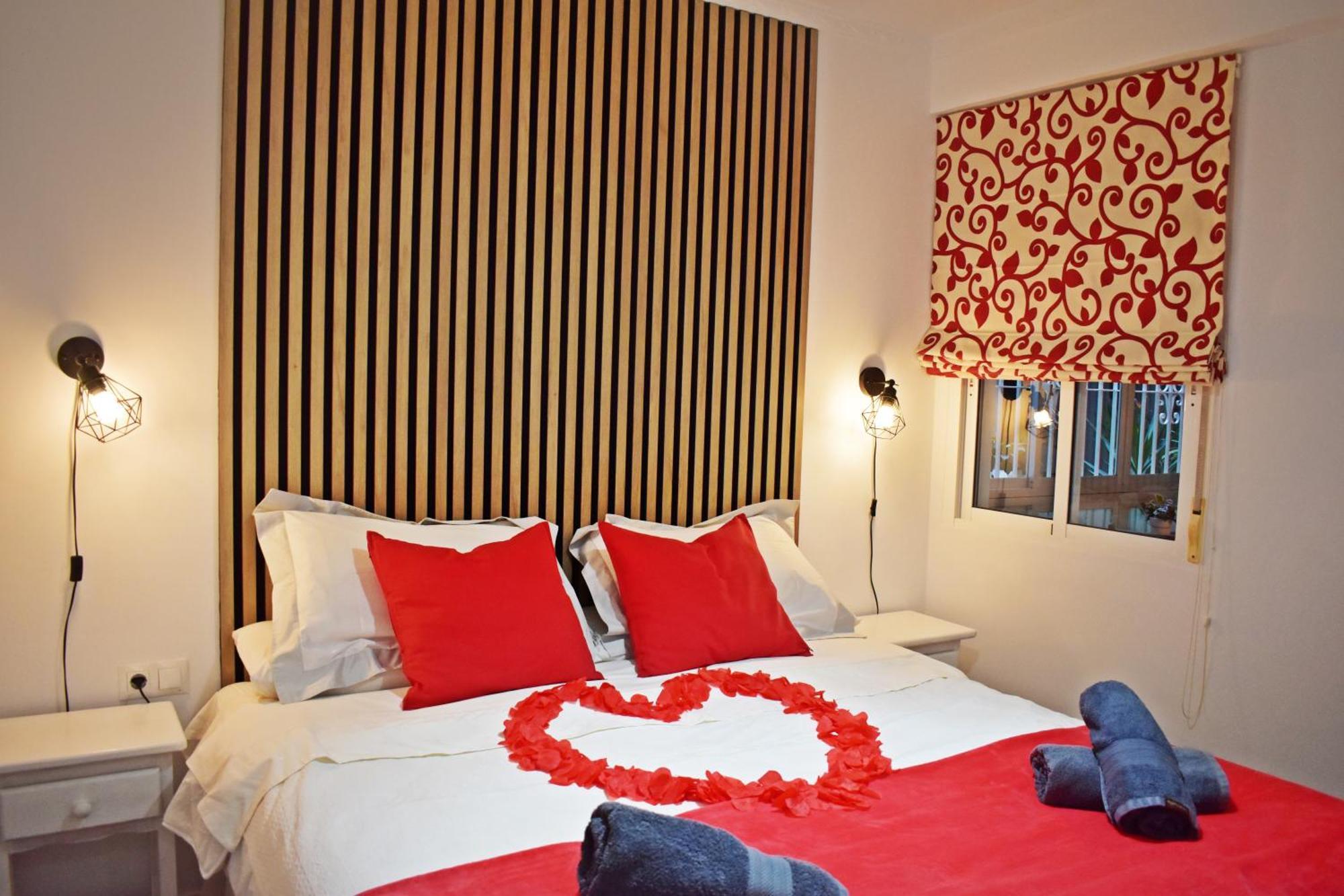 Apartment With Jacuzzi En Torremolinos, Garipolo 1 By Namaste Elite