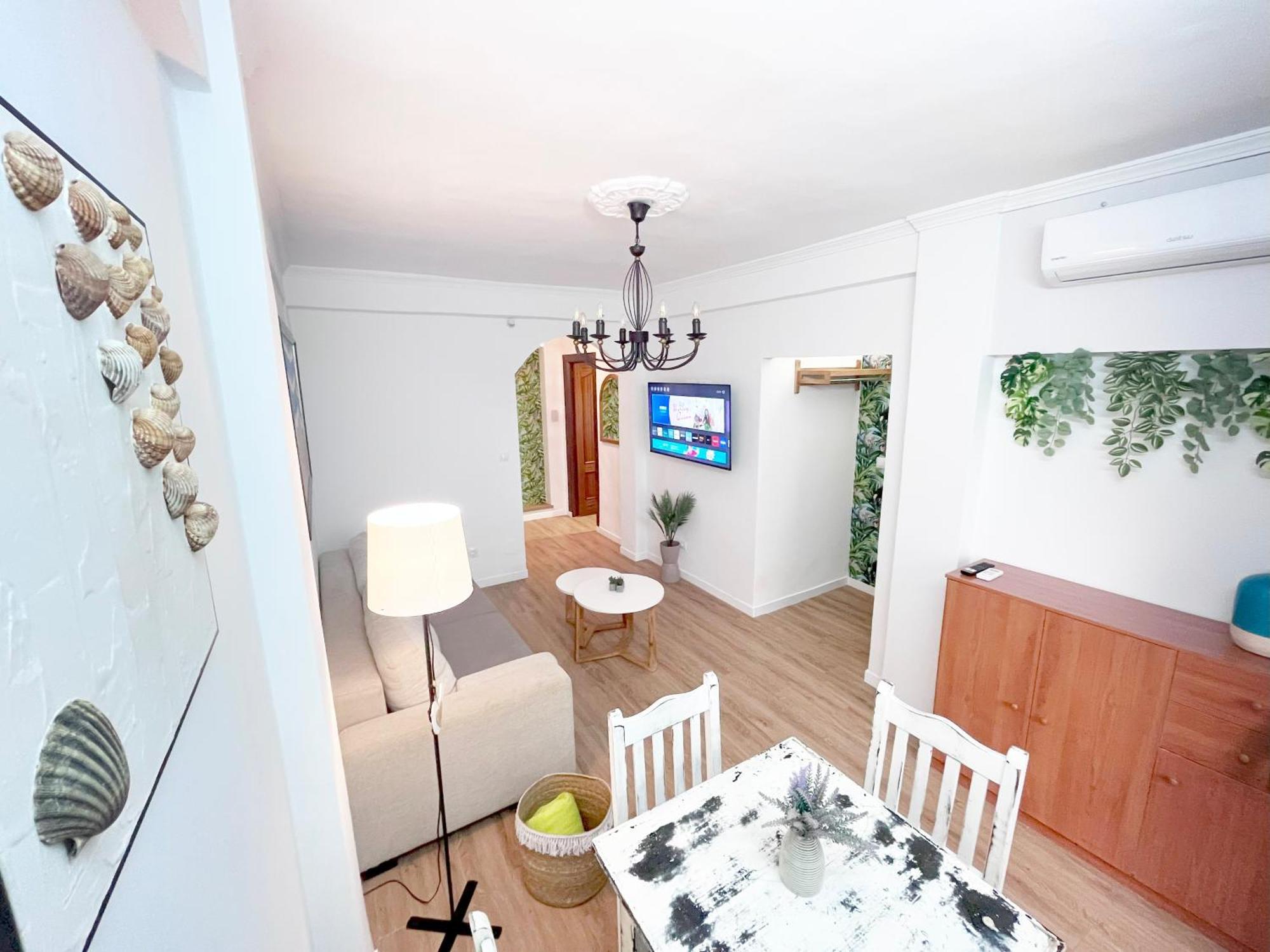 With Jacuzzi En Torremolinos, Garipolo 1 By Namaste Elite Apartment