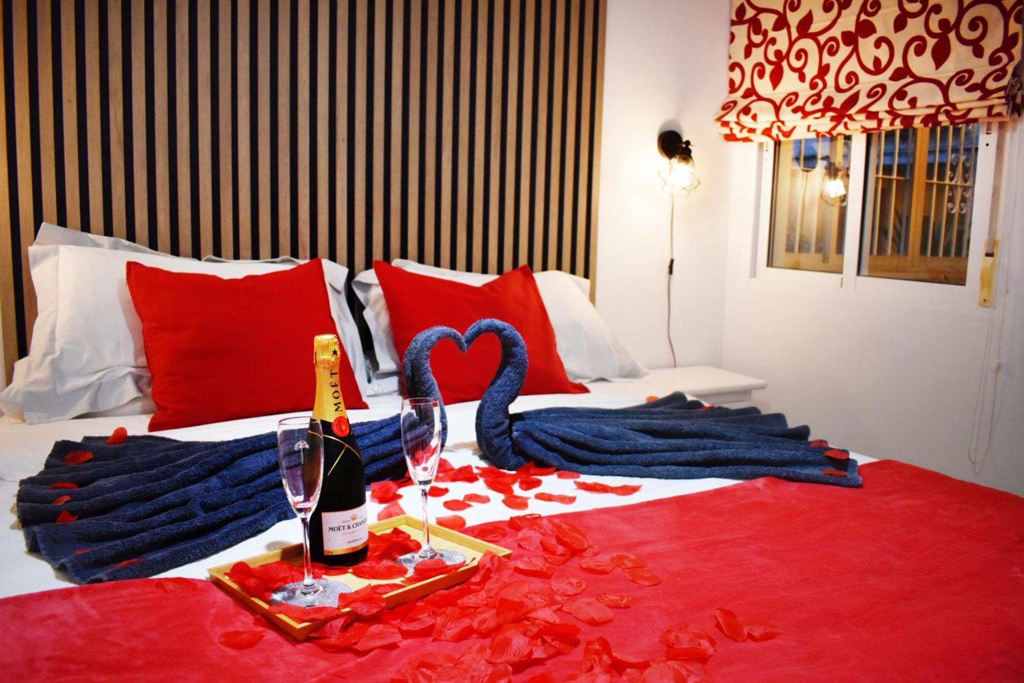 Appartement With Jacuzzi En Torremolinos, Garipolo 1 By Namaste Elite
